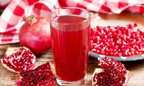 秋天吃石榴对人有什么好处和坏处,石榴吃多少适宜