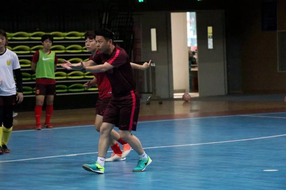 迎大运蓉港公益足球赛门票,成都国际足球邀请赛购票