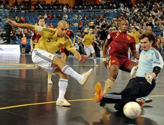 迎大运蓉港公益足球赛门票,成都国际足球邀请赛购票