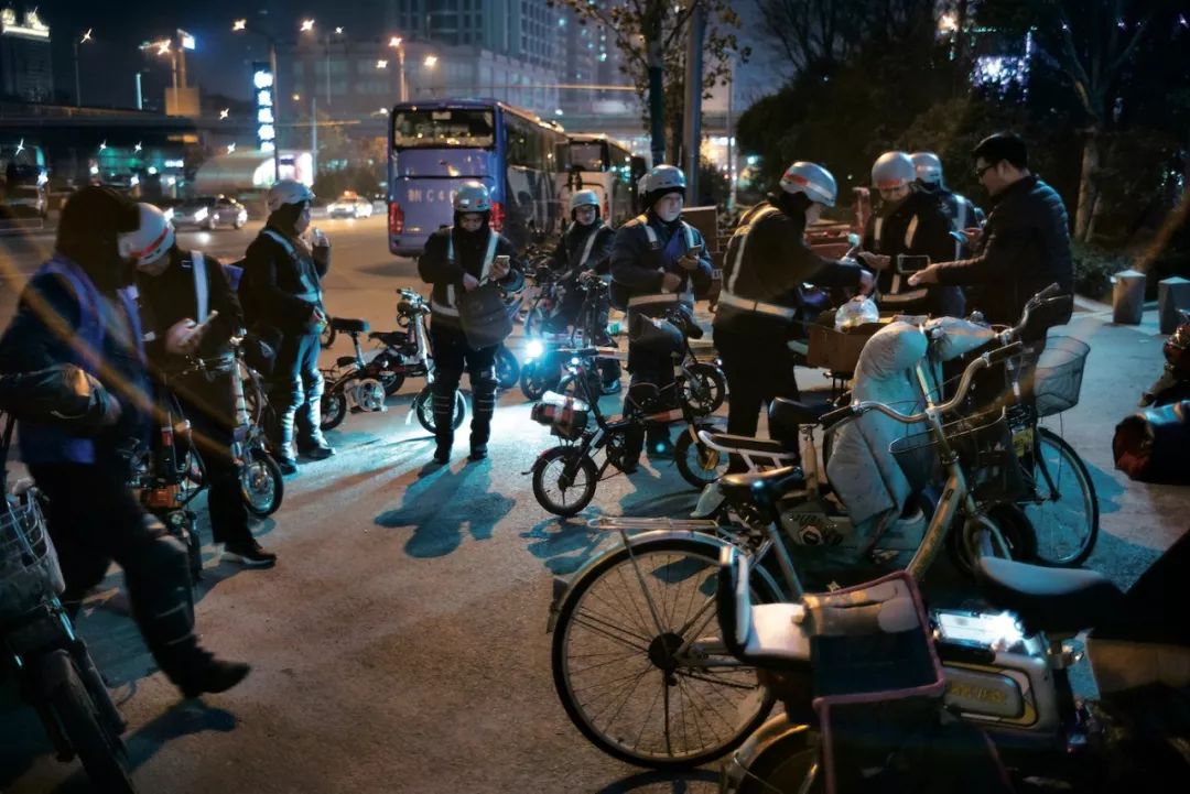 70年代珍贵老视频,青岛老照片看70年成就