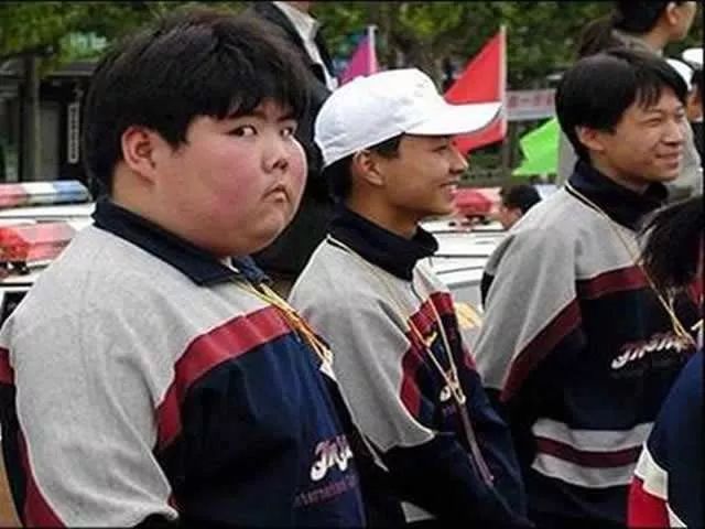 从“安妮宝贝”到“李佳琦”：一文读懂互联网25年，“网红”炼成记和捞金术