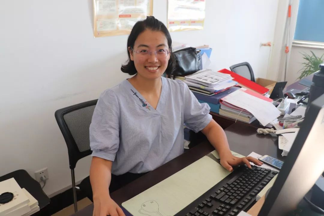 萌新你好，我是你的辅导员