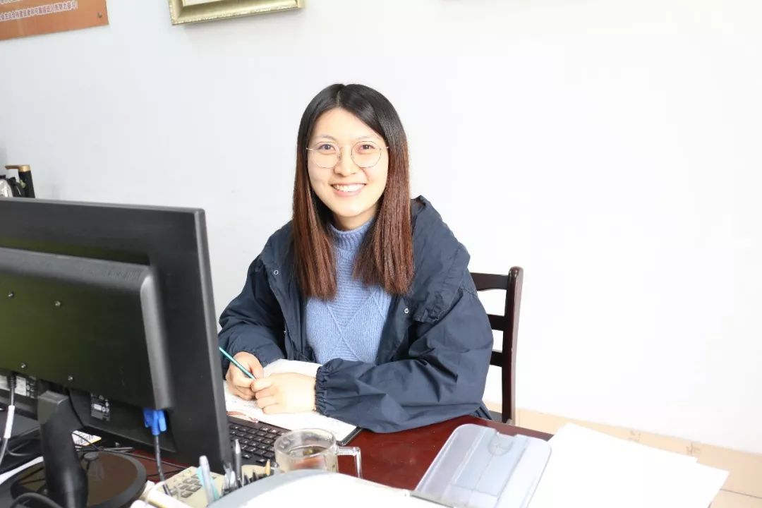 萌新你好，我是你的辅导员