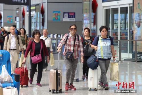 交通国庆节假期火车票今起发售 (国庆节假期火车票今日起正式开售)