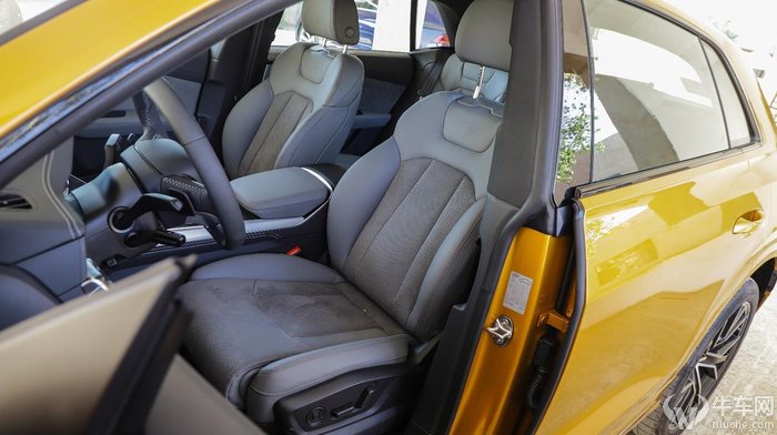 q8奥迪2022款试驾视频夜间,宝马x5和奥迪q8试驾哪个更值