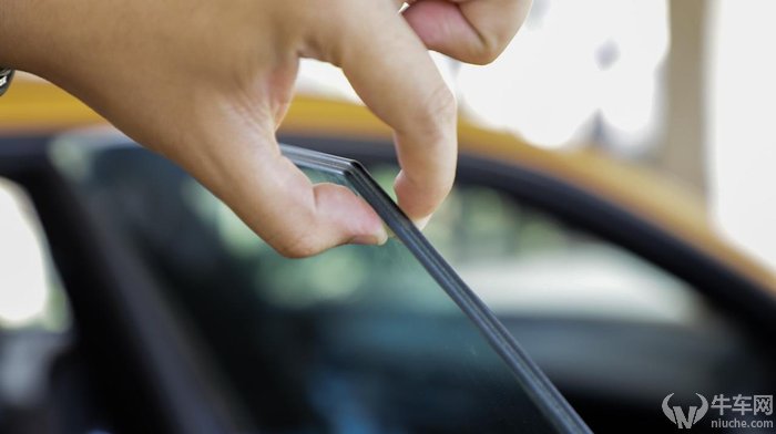 q8奥迪2022款试驾视频夜间,宝马x5和奥迪q8试驾哪个更值