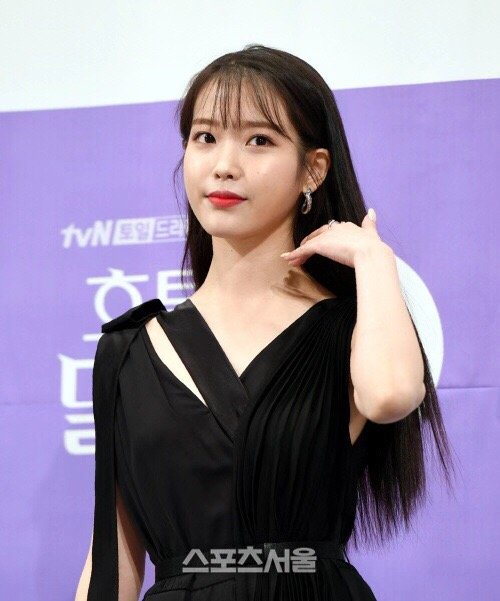 iu李知恩德鲁纳酒店剧集版,iu李知恩德鲁纳酒店转簪子