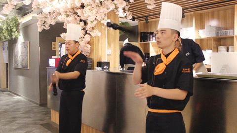 日料铁板烧自助探店大连,几十块的日式铁板烧自助