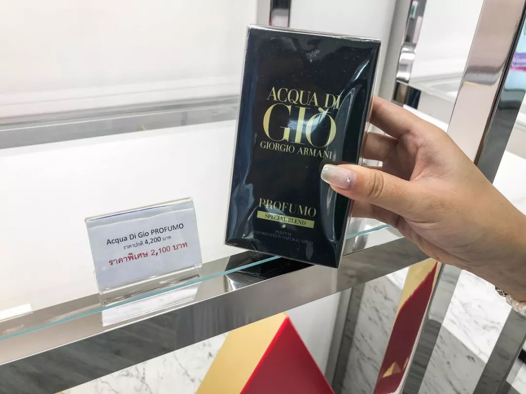 泰国买兰蔻口红,兰蔻200口红全球购