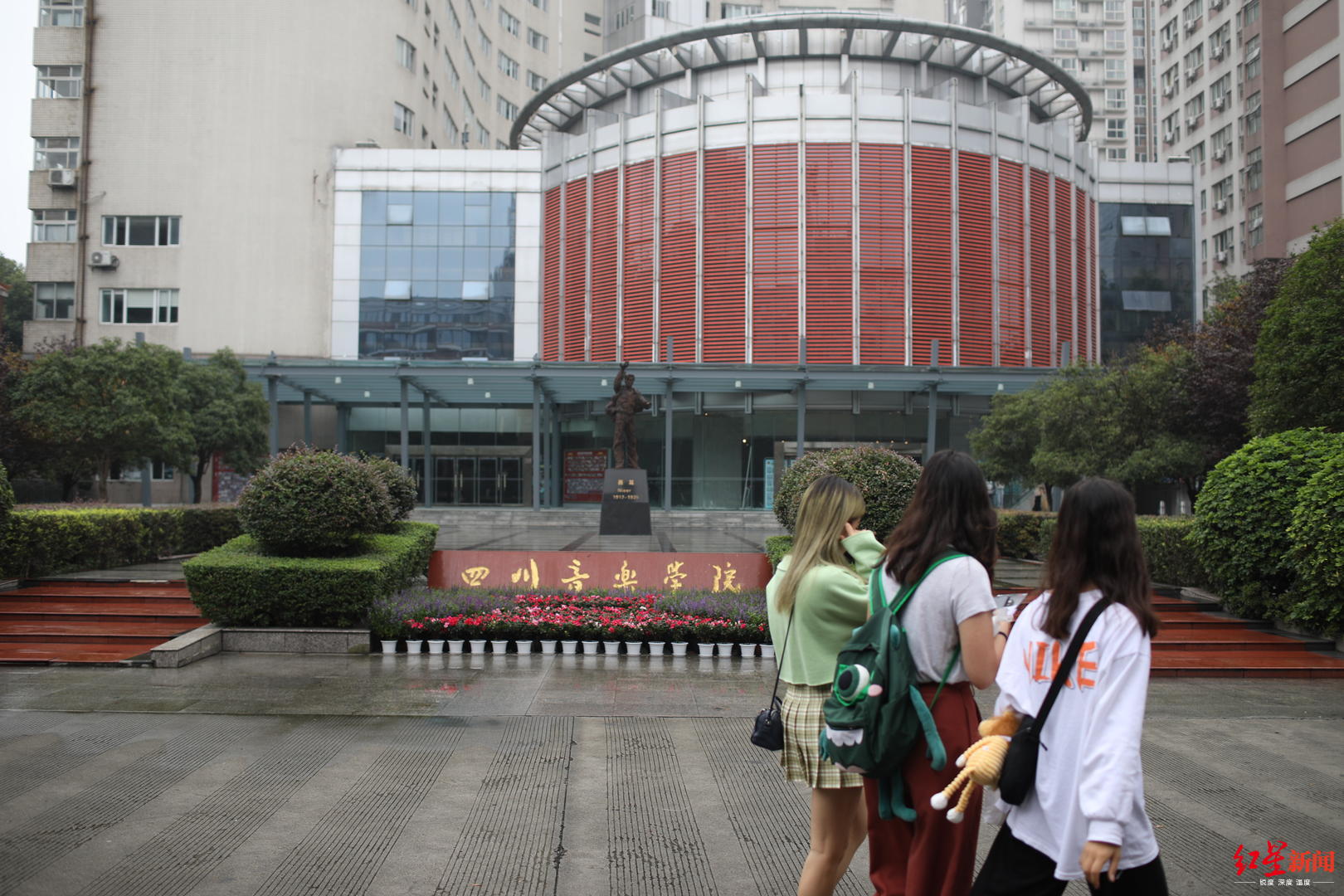 四川成都大学生生活费,成都这边一般生活费大概多少