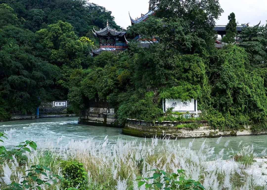 四川天府之国跟都江堰有关系吗,为什么四川没有担担面