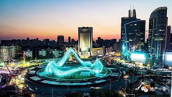 武汉的大型足球场,武汉21个足球场