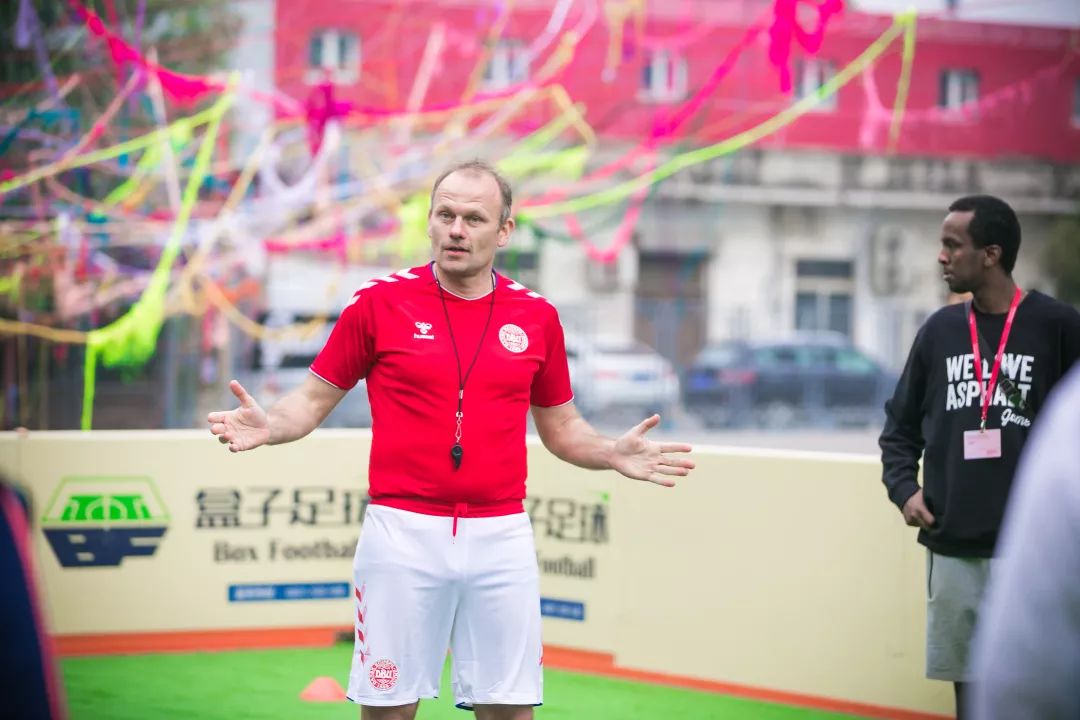 足球是良医？这个周末来与丹麦运动医学专家面对面