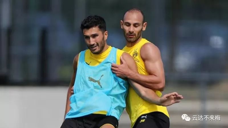 「专访」托普拉克：“我在迎新活动上唱了首土耳其民歌”