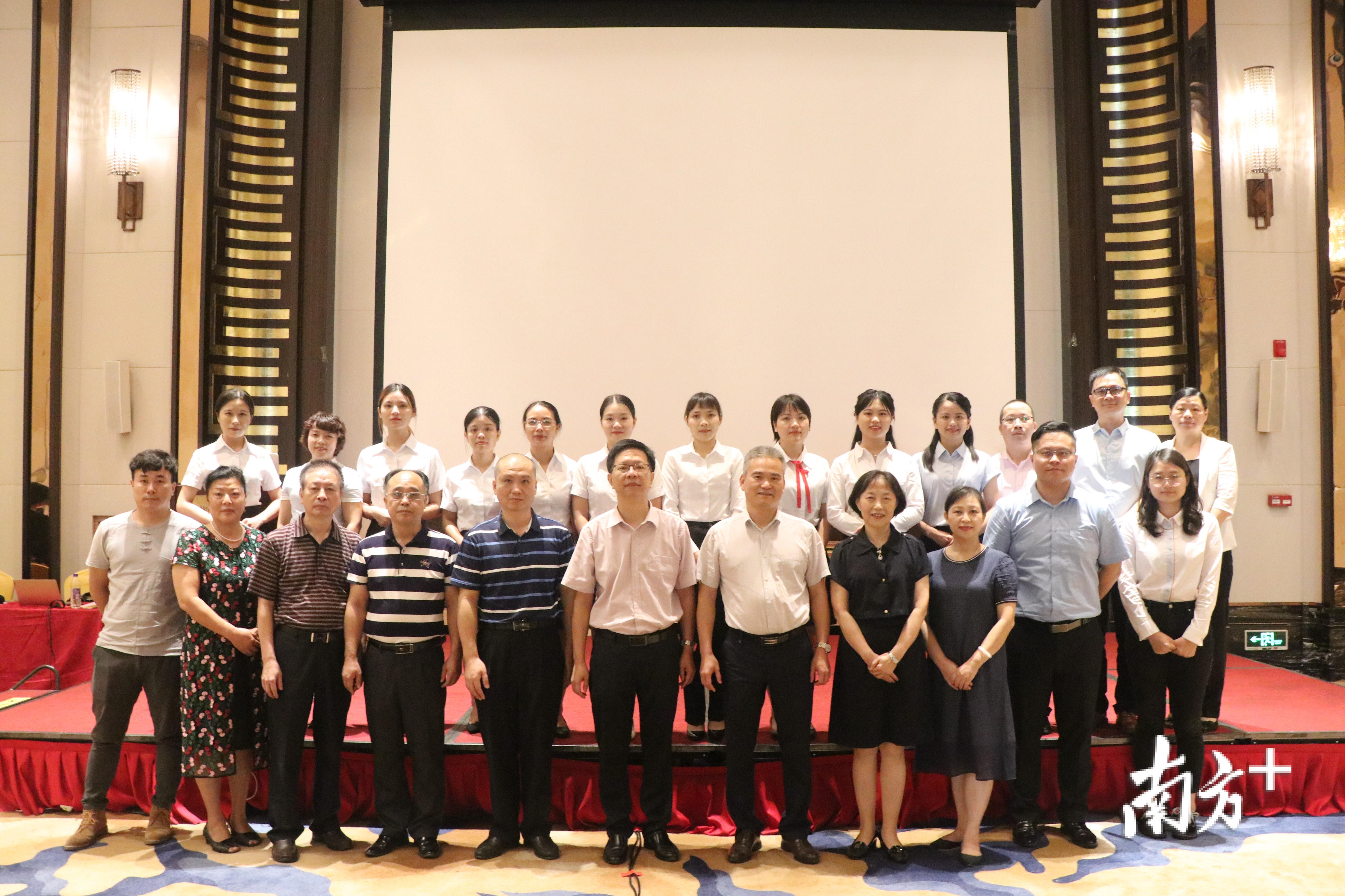 着力医疗质量提升！梅州铁炉桥医院举行首届品管圈成果发布会