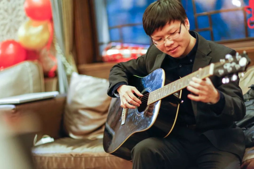 母猪与月亮，一群工程师的选择