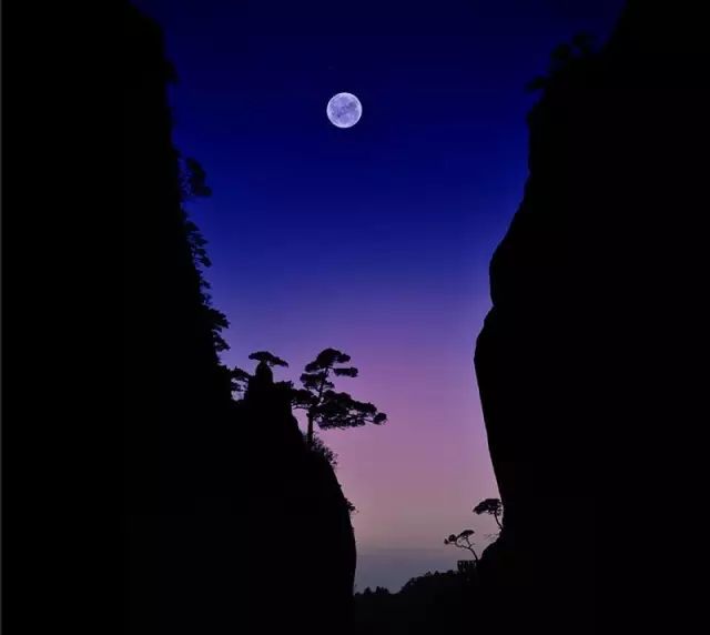 “三清赏明月，天涯共此时”，三清山女神邀你共度月圆之夜！