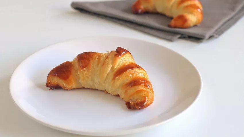 丹麦和法国牛角面包区别,法国牛角面包