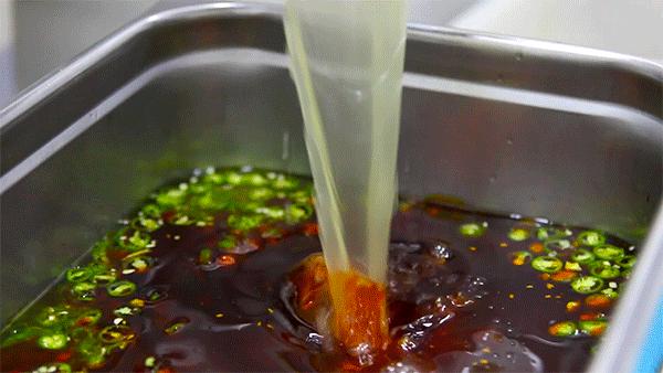 网红小吃棒棒鸡,西南网红棒棒鸡