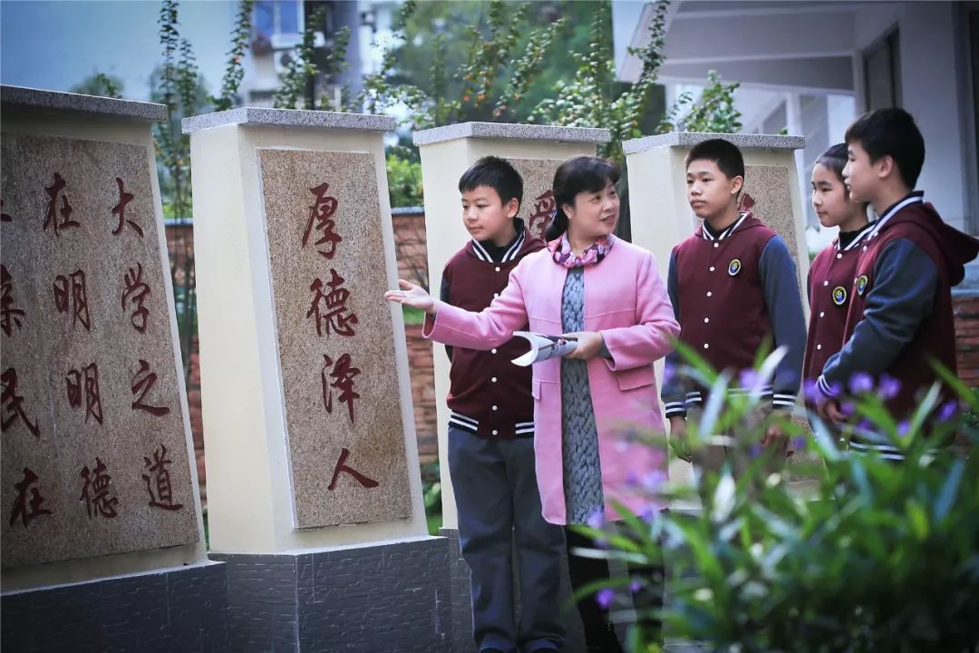 教师节特辑与你同行,我眼中的您教师节特辑