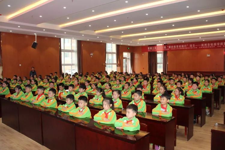 寄情于月亮的诗句,寄情中秋朗诵