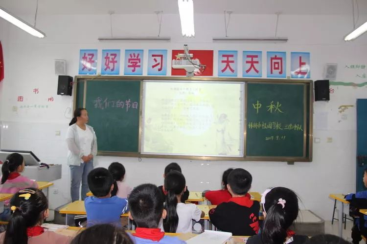 寄情于月亮的诗句,寄情中秋朗诵