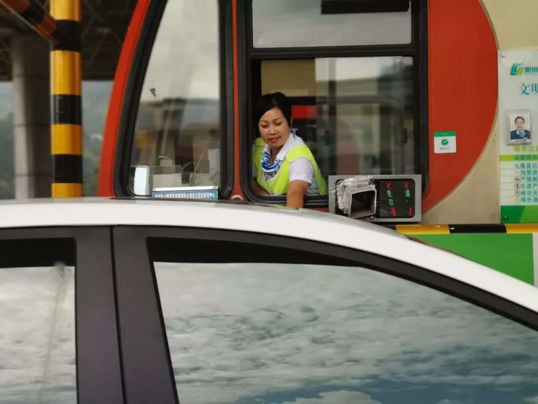 中秋快乐有你就团圆,中秋快乐有你