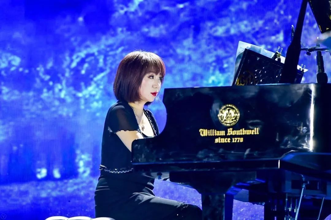 近千人相聚中山公园，以这样的方式共赏“月常满·人长宁”！