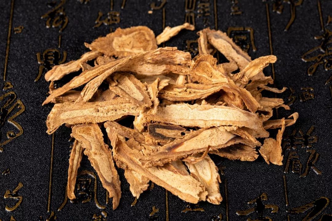 泡水喝防癌抗癌最好中药,抗衰老抗癌药食两用中药