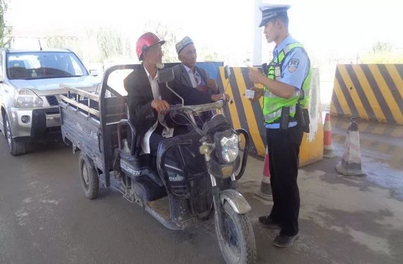 控管并举治秩序教罚结合求实效巴州公安交管部门稳步推进超标电动车挂牌整治工作