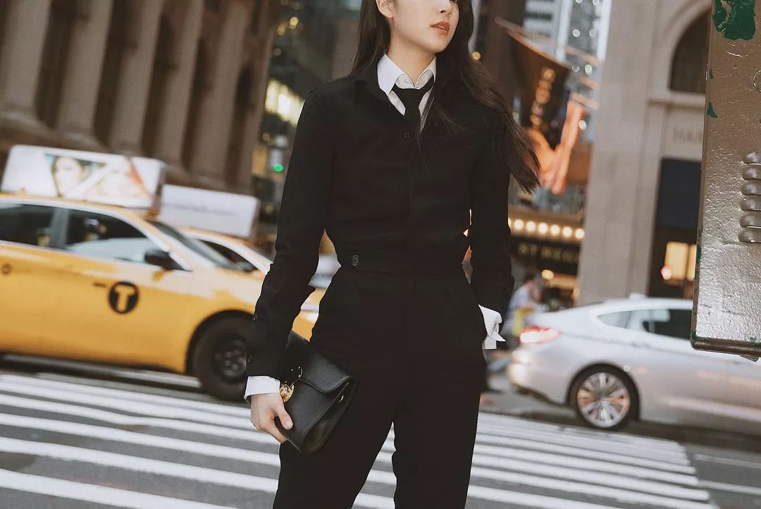 杨幂带货新成就,杨幂被称之为带货王