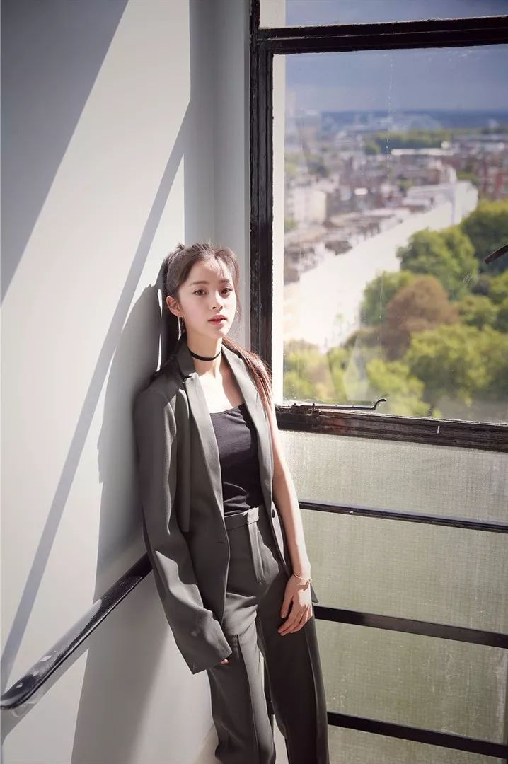 杨幂带货新成就,杨幂被称之为带货王