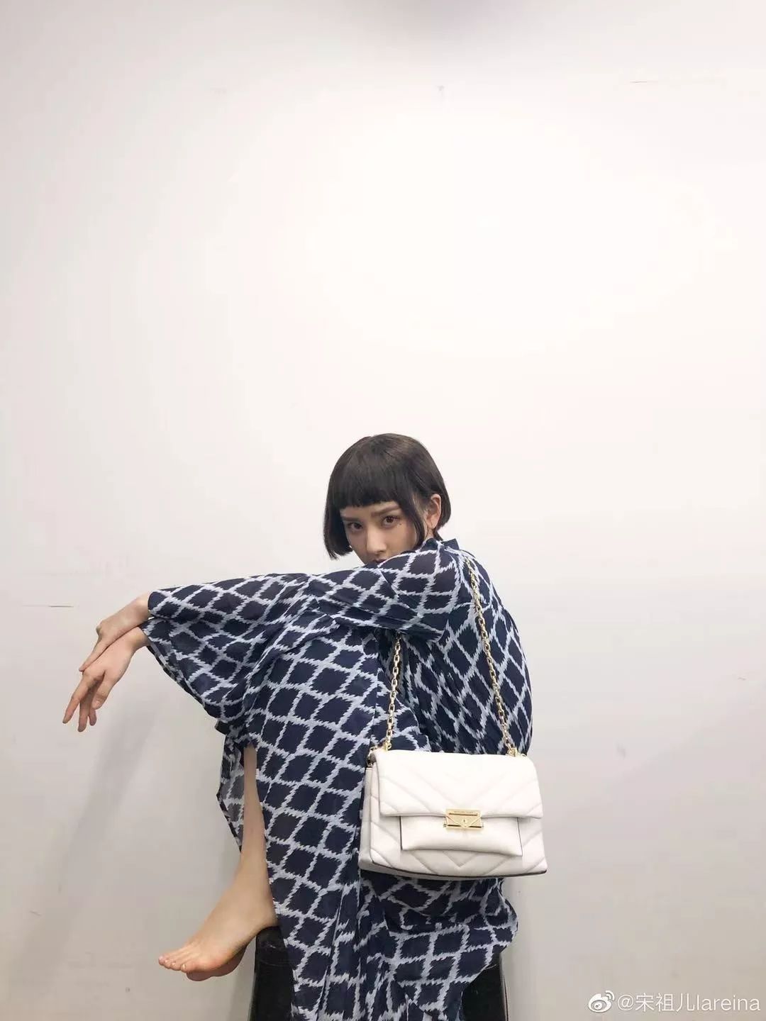 杨幂带货新成就,杨幂被称之为带货王