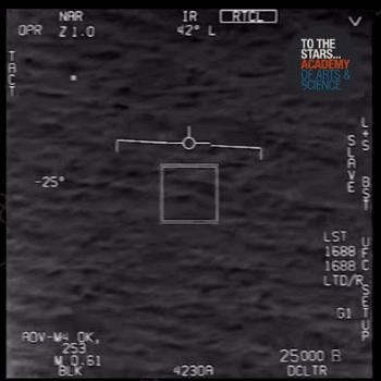 三段视频泄露后，美军首度承认：真拍到UFO了