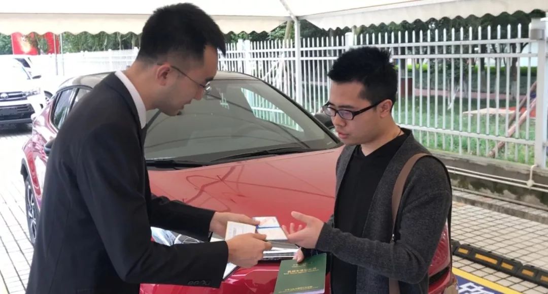 上牌交车一站式服务,上牌照还需要4s店一起去吗