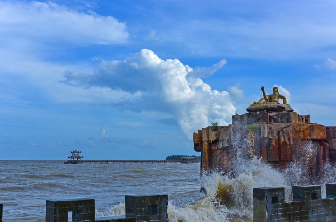 带你看防城港的美景,关于防城港风景的诗句