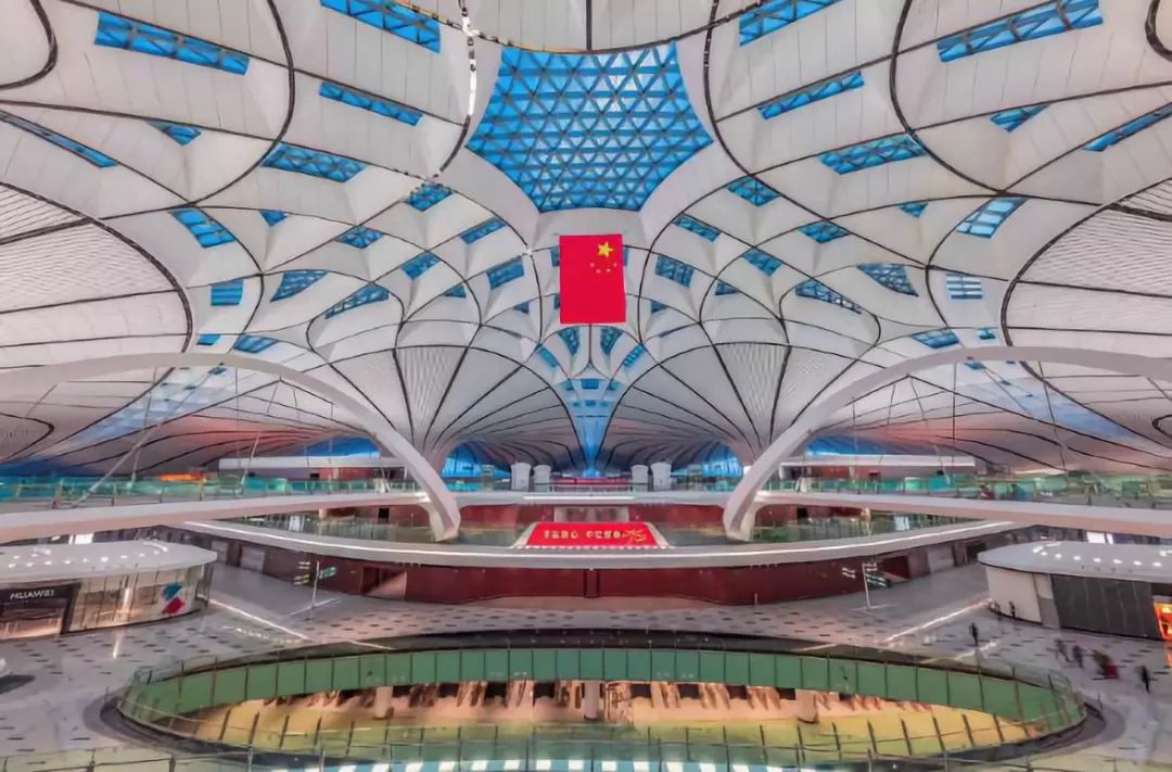 太赞了！机场也可以这么美