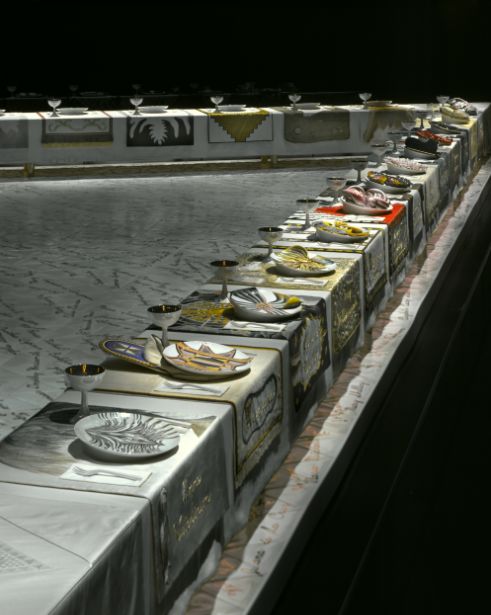 大艺术家|天天喊着女权？朱迪·芝加哥了解一下