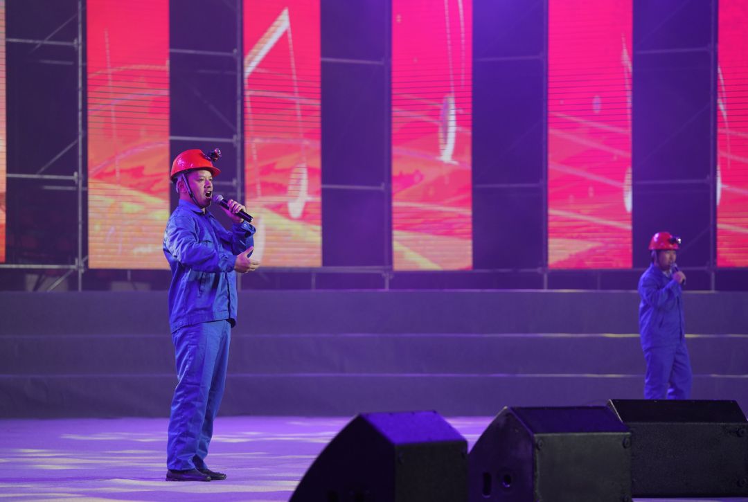 70周年晚会我和我的祖国合唱,我和我的祖国合唱引起强烈反响