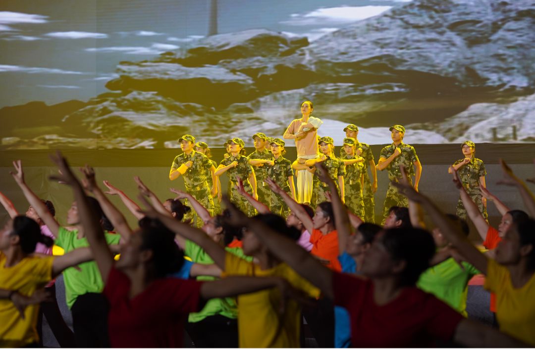 70周年晚会我和我的祖国合唱,我和我的祖国合唱引起强烈反响