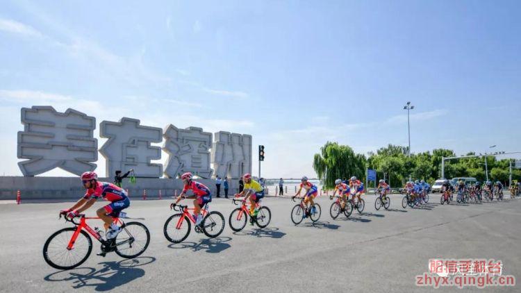 国庆节节喜事多,国庆节佳节来临喜事连连