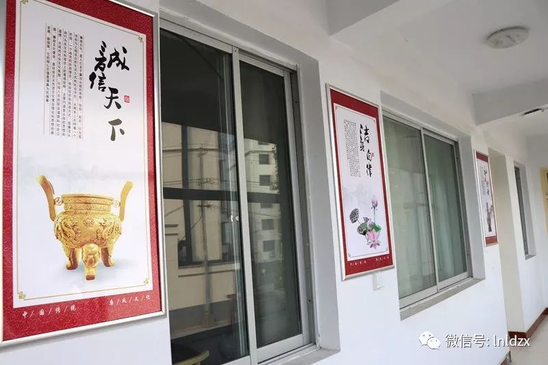 国企党建新要求党建文化墙,社区党建文化墙营造党建宣传氛围