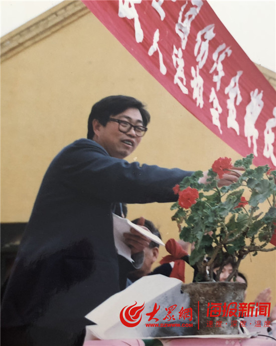 共和国同龄人③谭延刚：任教41年，从“扫盲班”到义务教育