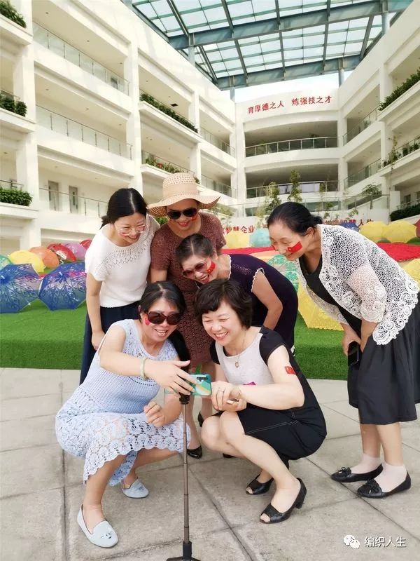 五星红旗手工编织视频,编织五星红旗的视频