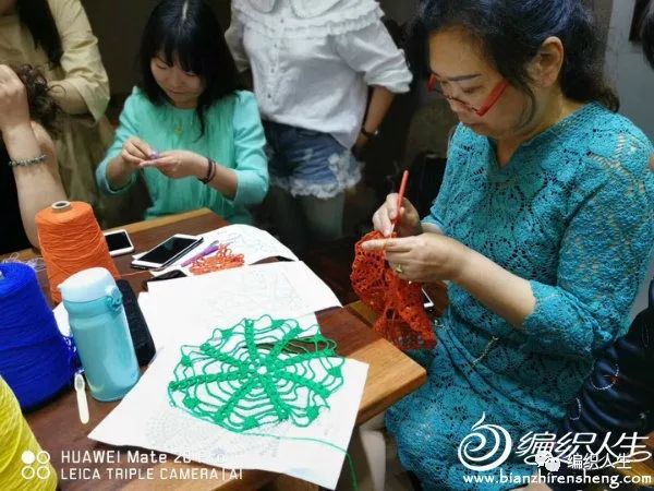 五星红旗手工编织视频,编织五星红旗的视频