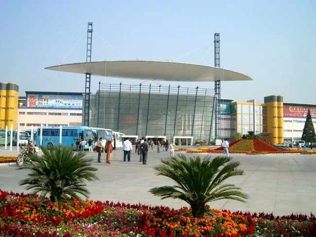 向义乌小商品市场出发,世界的小商品市场中国义乌
