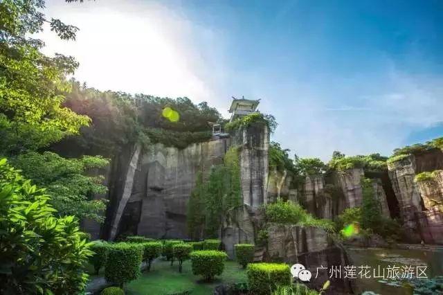 多个景区有优惠，甚至免费！国庆节假期首日广州接待近240万游客，公安提醒：别再去这些地方了