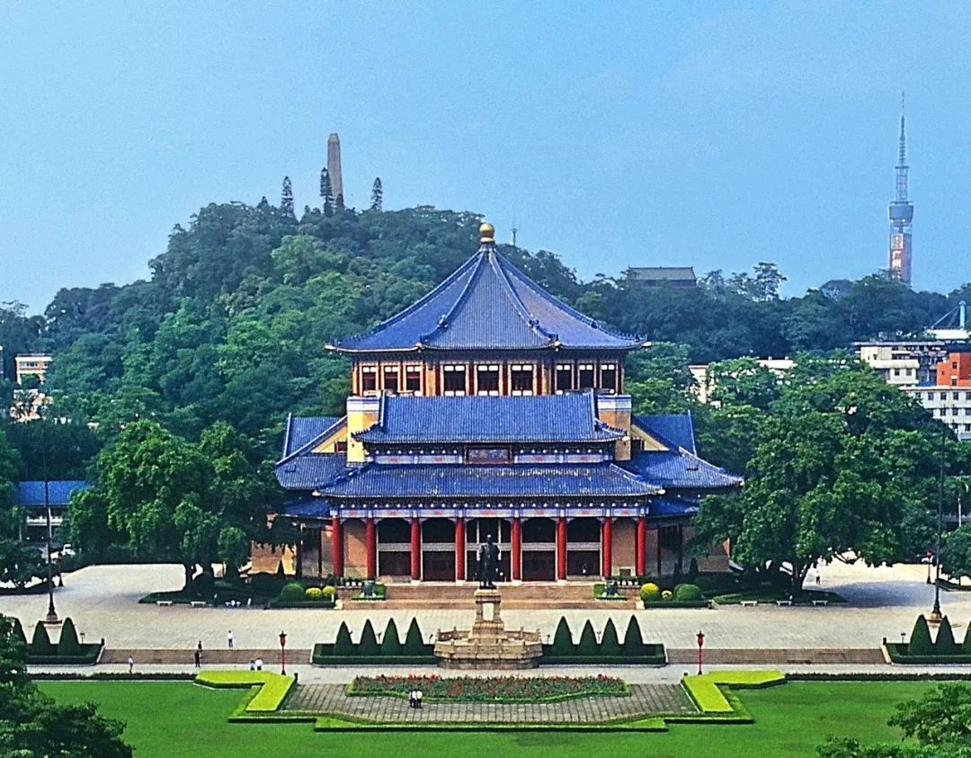 多个景区有优惠，甚至免费！国庆节假期首日广州接待近240万游客，公安提醒：别再去这些地方了