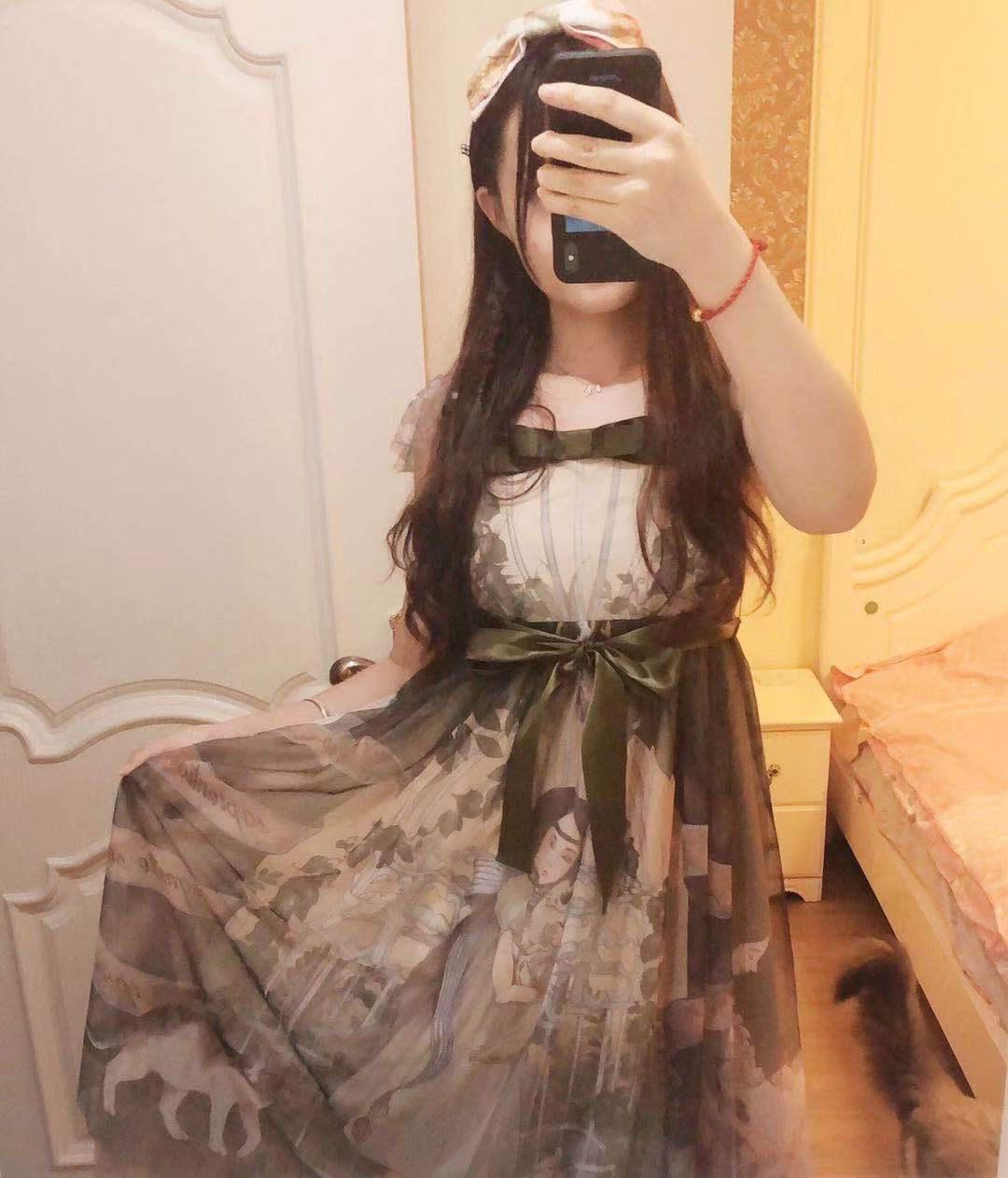lolita裙子两百元以内,一条lolita裙多少元
