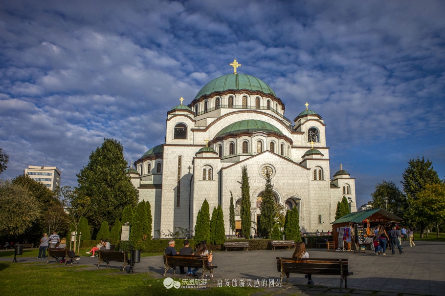 秋色中的塞尔维亚难忘的天然画廊